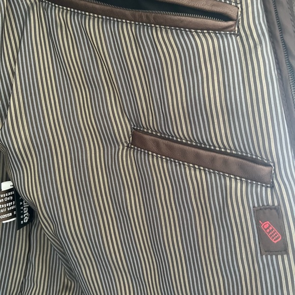 Vintage DANIER LEATHER XL Brown Women’s Jacket - Picture 4 of 8